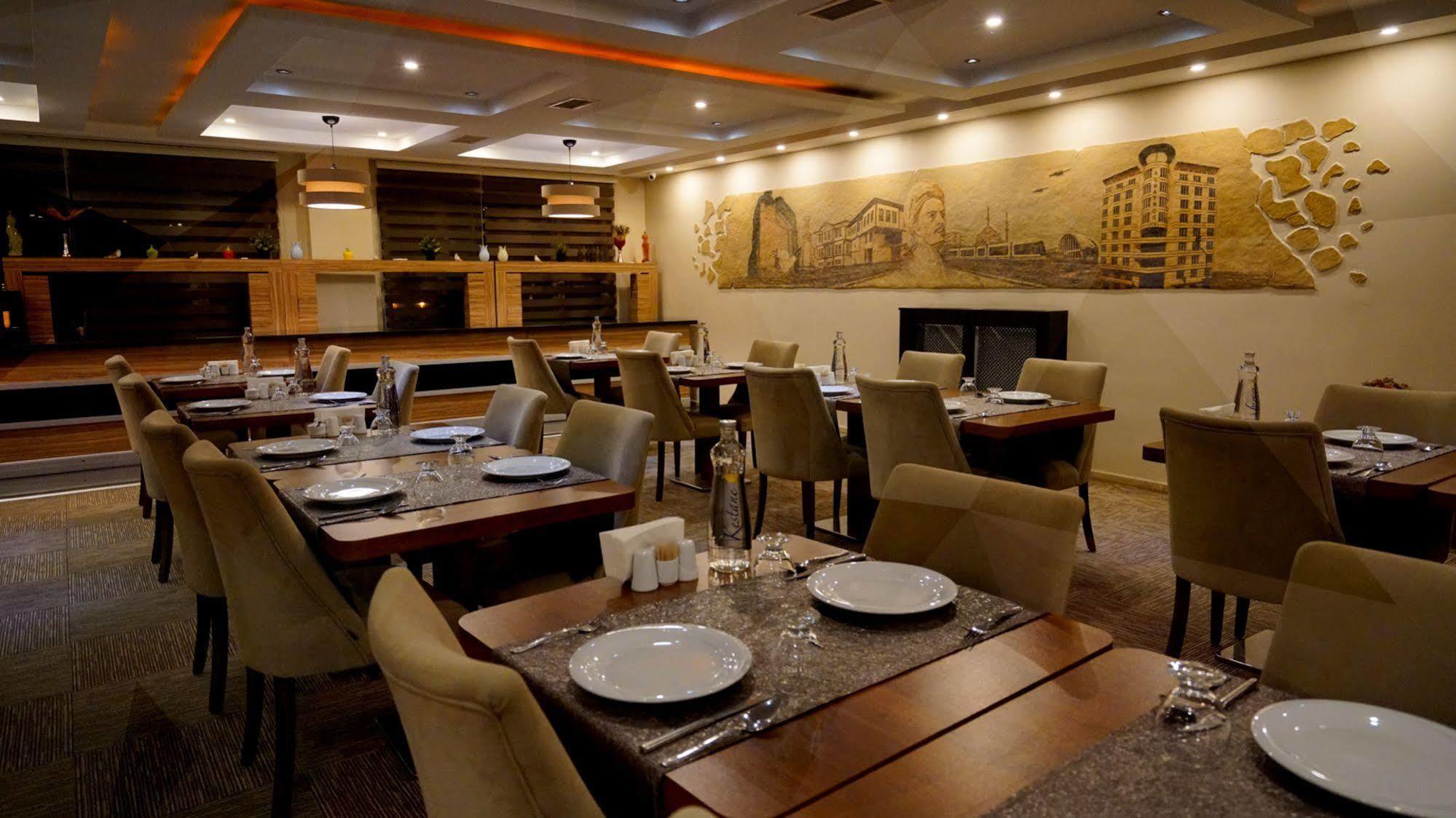 Es Albatros Hotel Eskişehir Kültér fotó