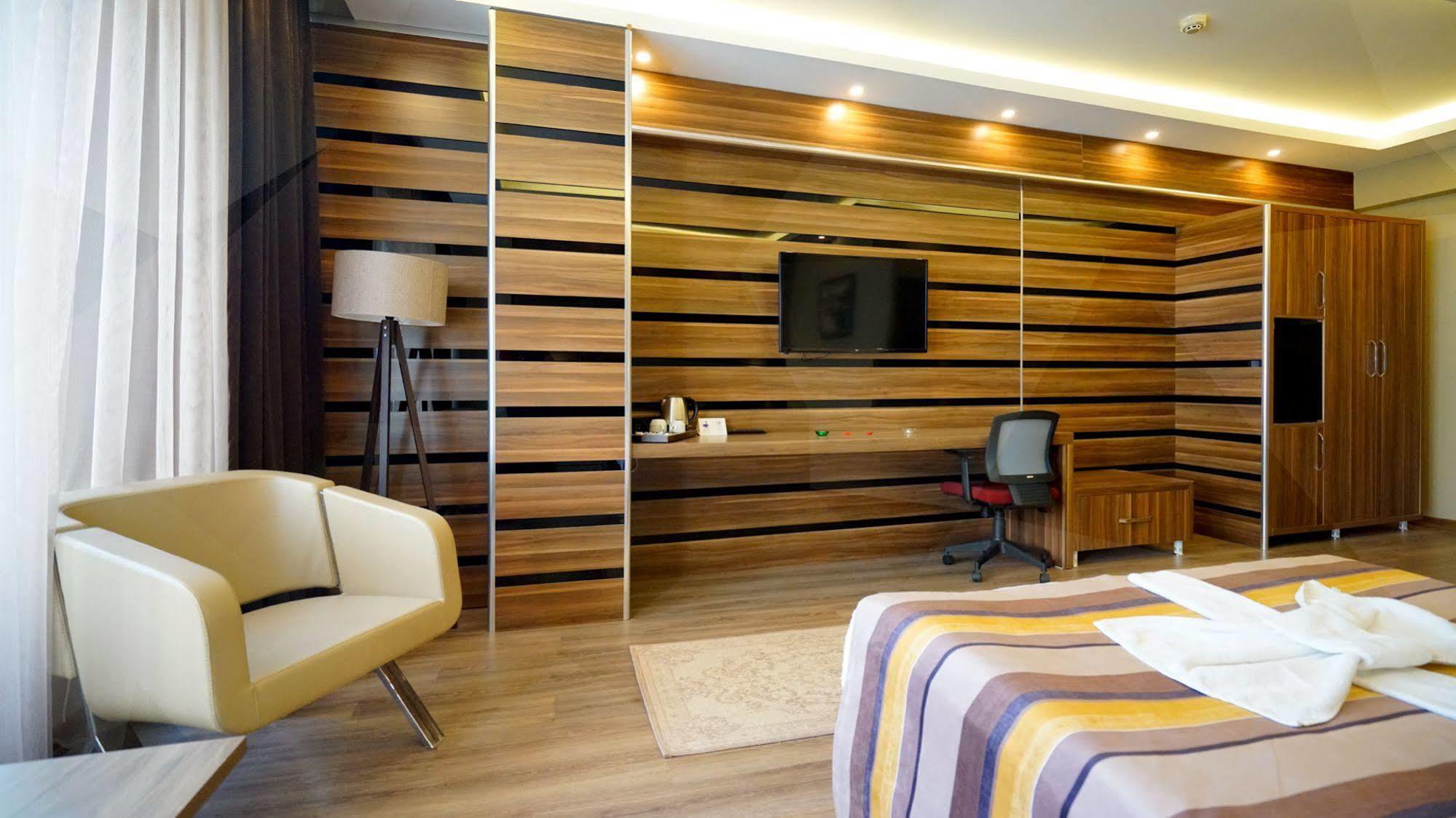 Es Albatros Hotel Eskişehir Kültér fotó