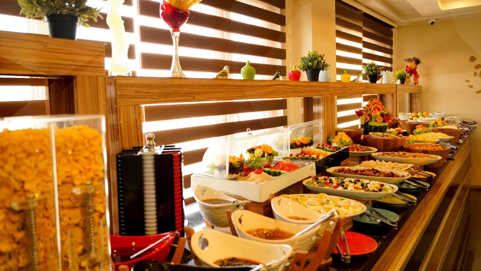 Es Albatros Hotel Eskişehir Kültér fotó