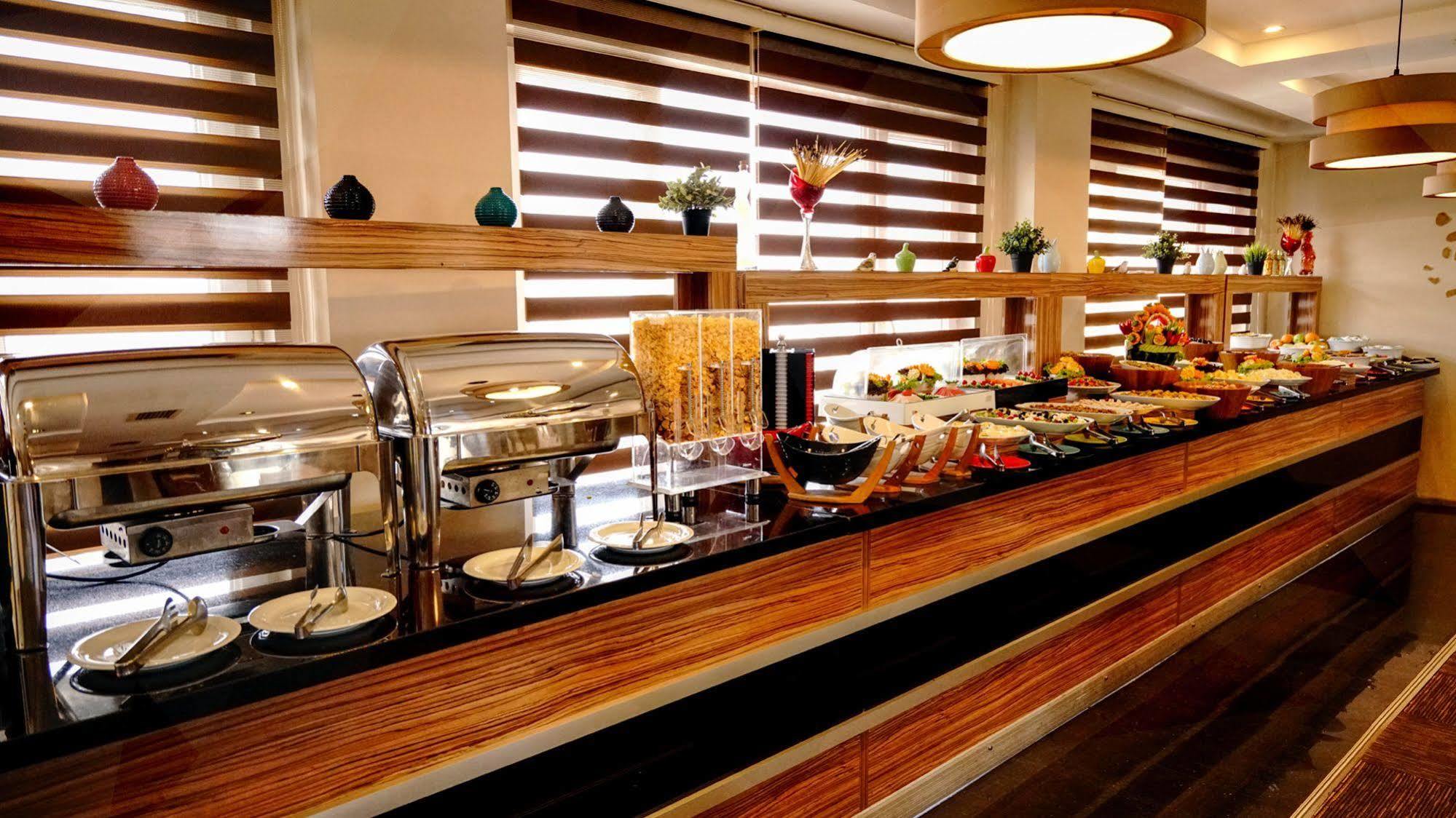 Es Albatros Hotel Eskişehir Kültér fotó